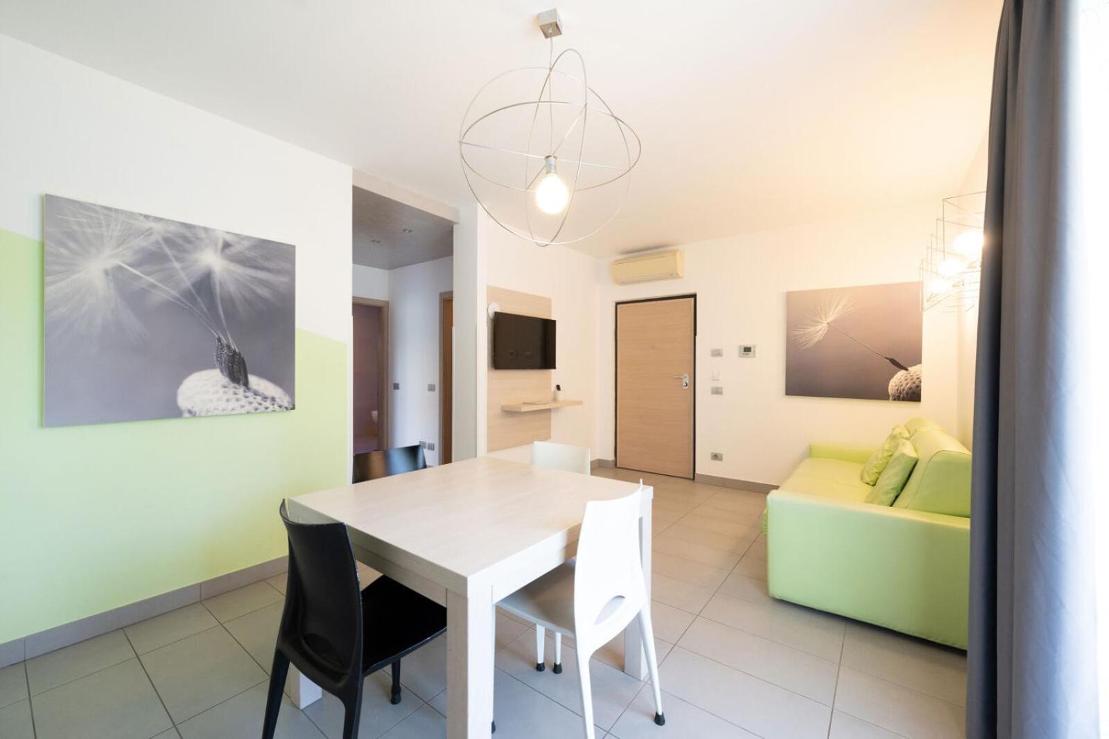 Residence Desiree Рива-дель-Гарда Екстер'єр фото