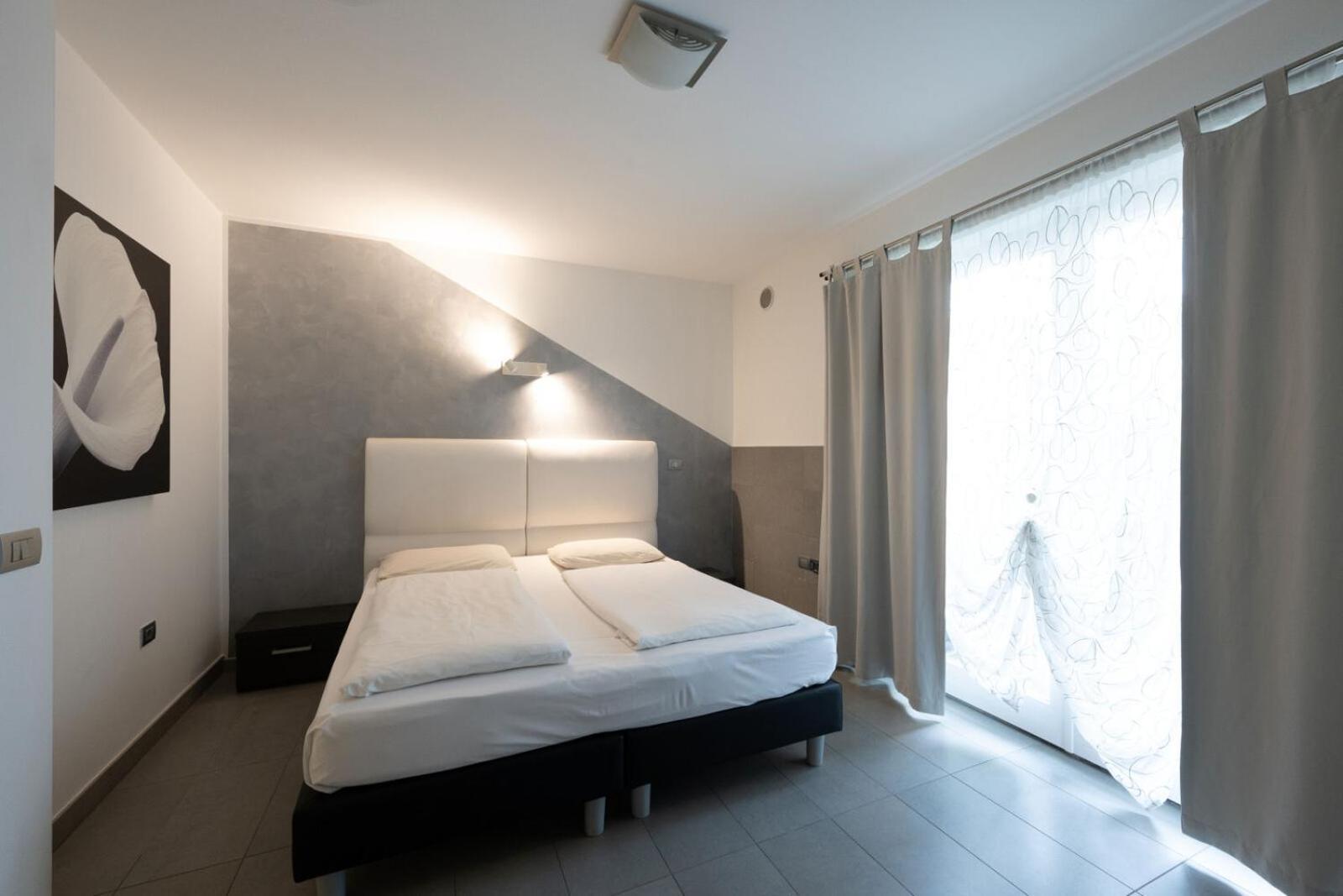 Residence Desiree Рива-дель-Гарда Екстер'єр фото
