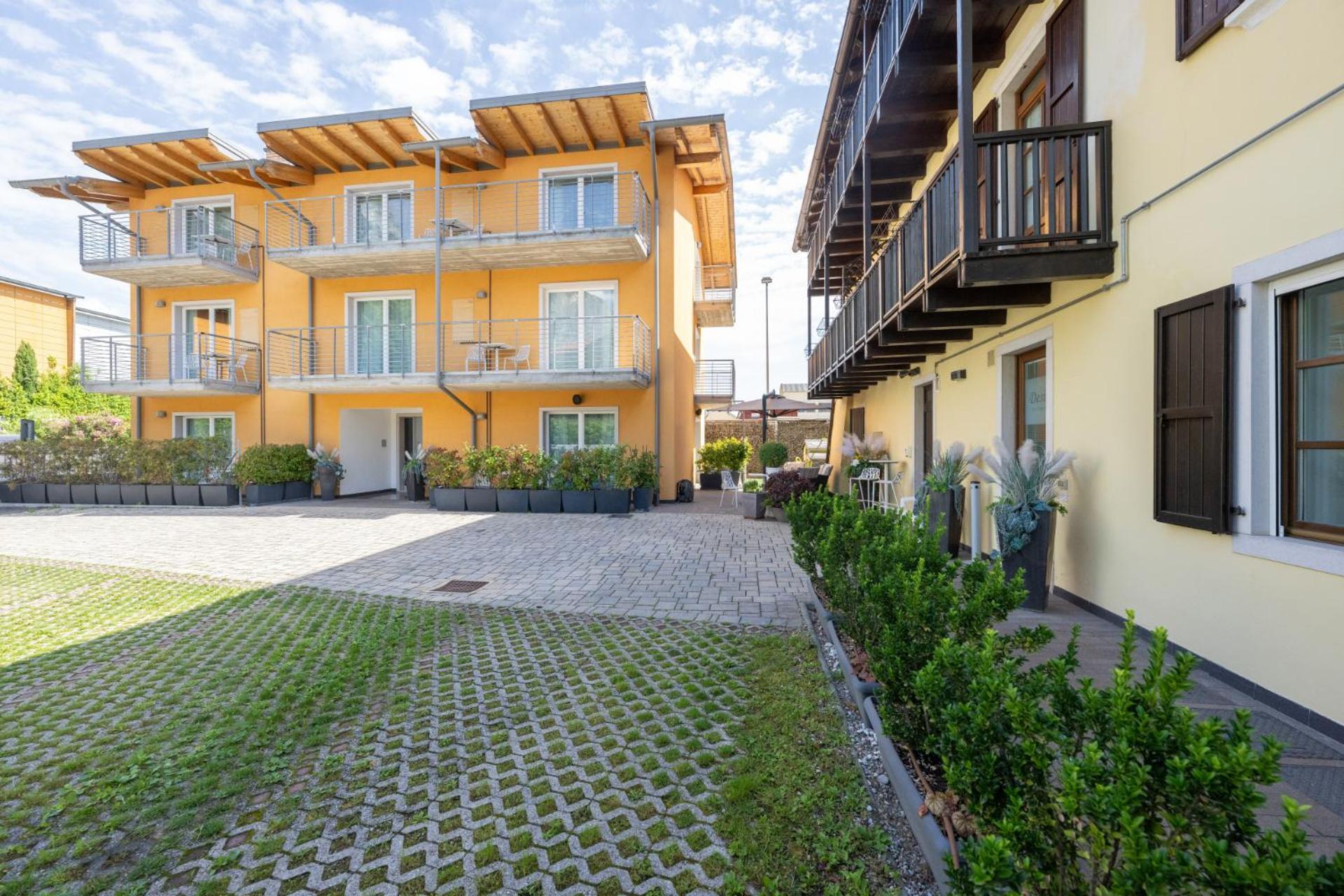 Residence Desiree Рива-дель-Гарда Екстер'єр фото
